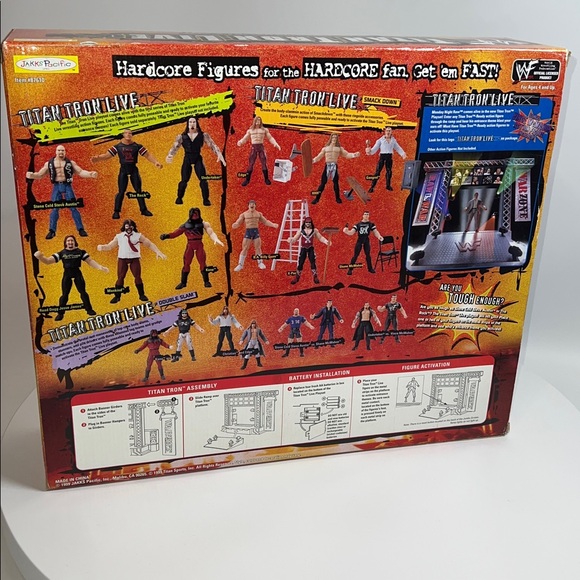 NEW SEALED WWF TITAN TRON LIVE SET WITH VINCE MCMAHON ACTION FIGURE - Picture 7 of 11